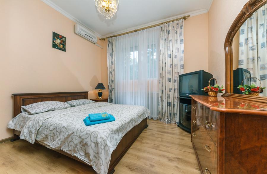 Two Bedroom Apartment On Liuteranska Street Kyiv Exterior foto